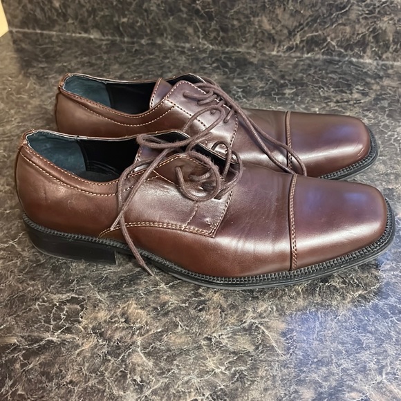 Alfani Adam brown oxford’s - Picture 3 of 7